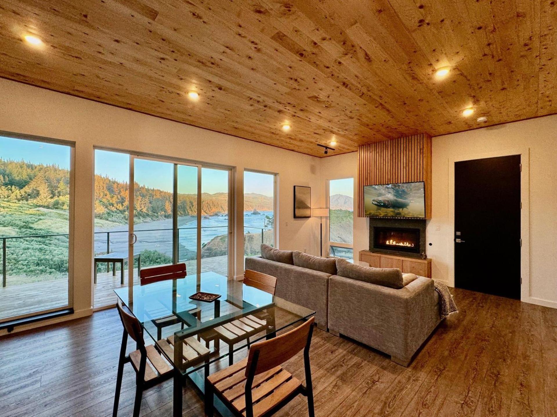 The Cove At Port Orford - 5 Ocean Front Suites ภายนอก รูปภาพ